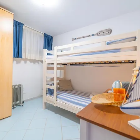Brorent Casa Di Nettuno Apartment *